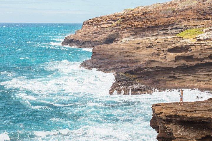 Deluxe Professional Photo Session: 2-Hr Oahu Look