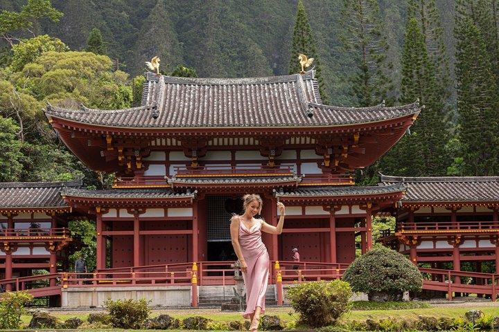 Deluxe Professional Photo Session: 2-Hr Oahu Look