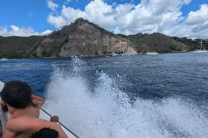 サルファースプリングスと滝、またはパイトンとビーチボートツアー