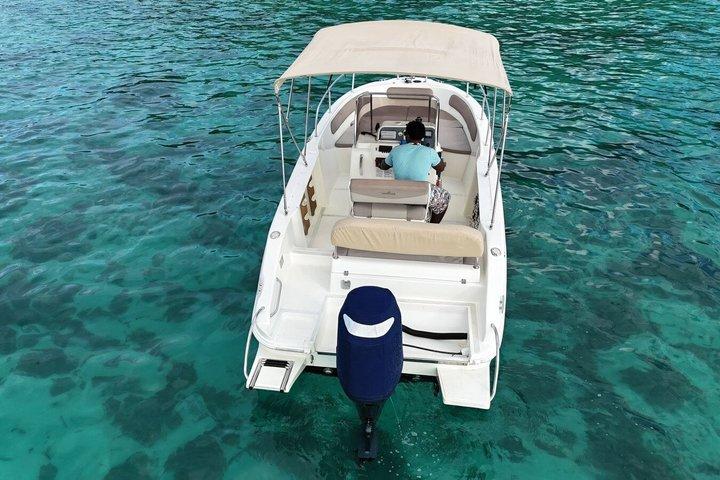 Sorella di snorkeling di mezza giornata, Coco e Isole Felicite da LaDigue