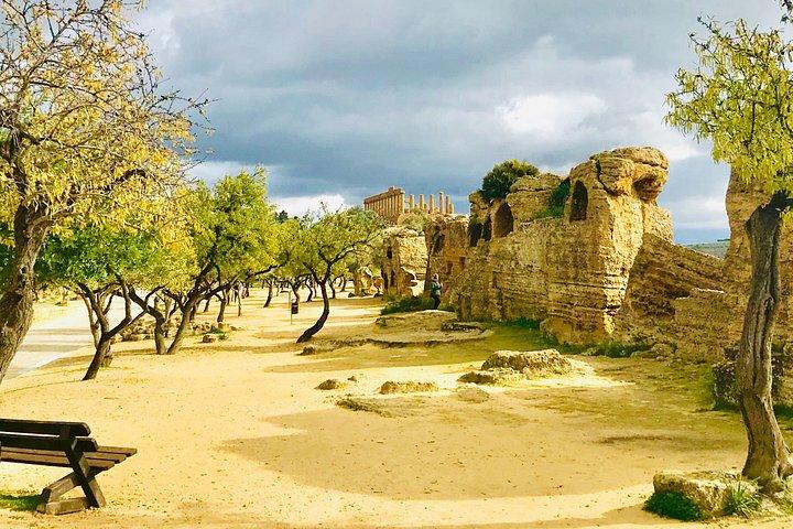 AGRIGENTO - VALLEY OF TEMPLES Private Tour with Guide Driver