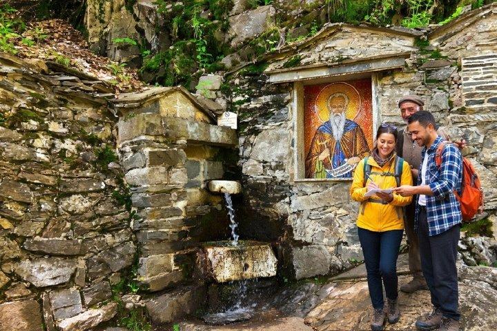 De Sofia: Rila Monastery, St. Ivan Cave & Tour de Picnic Alpino