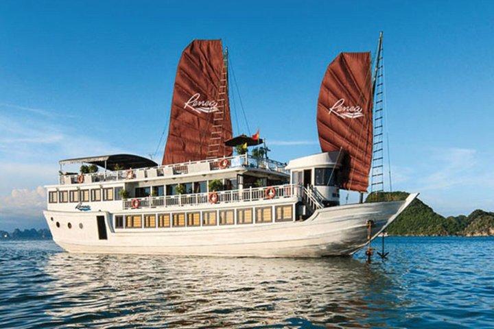 Nascosto Bai Tu Long Bay 2D1N Boutique Cruise dal porto di Ha Long