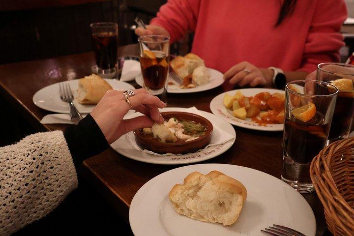 Madrid Tapas e Wine Tour com um Guia Local