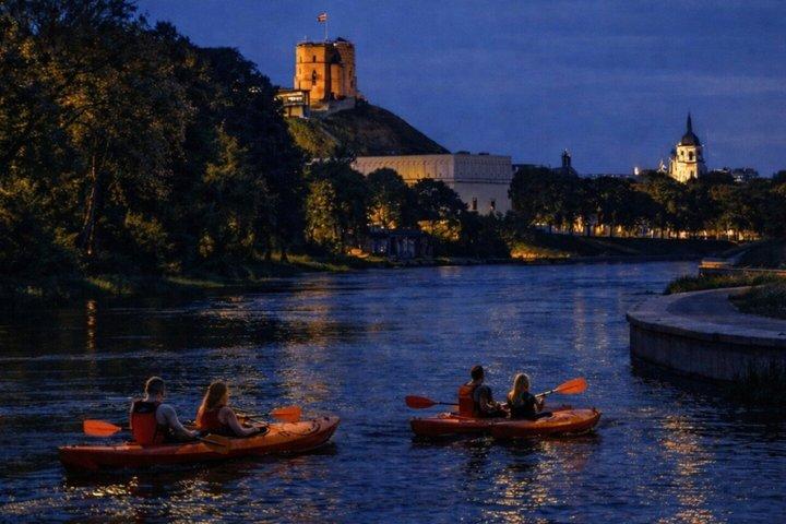 ヴェルキウ地域公園ヴィリニュス・サンセット・イブニング・カヤックツアー