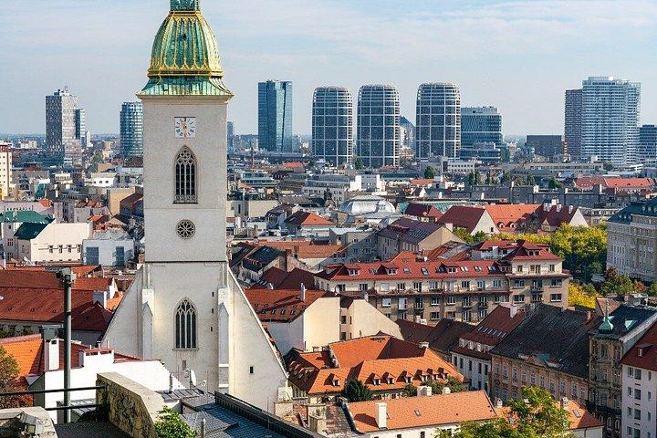 Bratislava und Budapest Tagesausflug in kleiner Gruppe