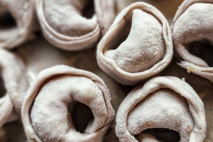ルチニャーノのマーケットツアー付きトスカーナ料理教室