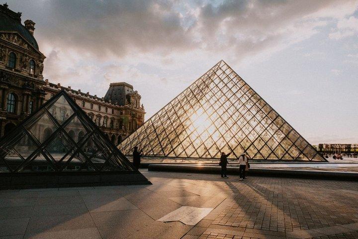 Paris: Early Morning Louvre Private Tour | Mona Lisa First Access