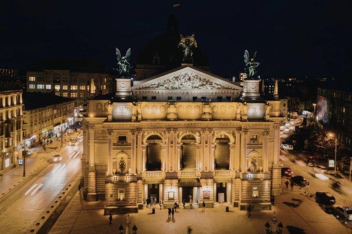 Ghosts of Theatreland: Haunted West End Walking Audio Tour London