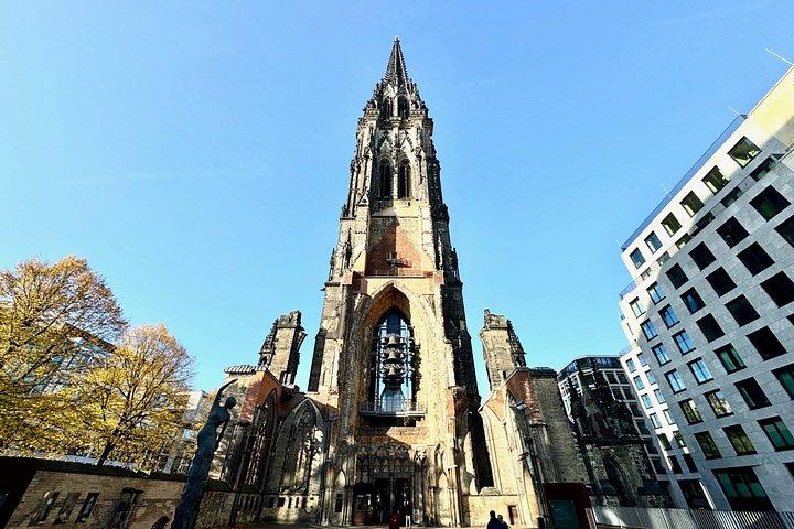 Hamburg Altstadt The tour with heart