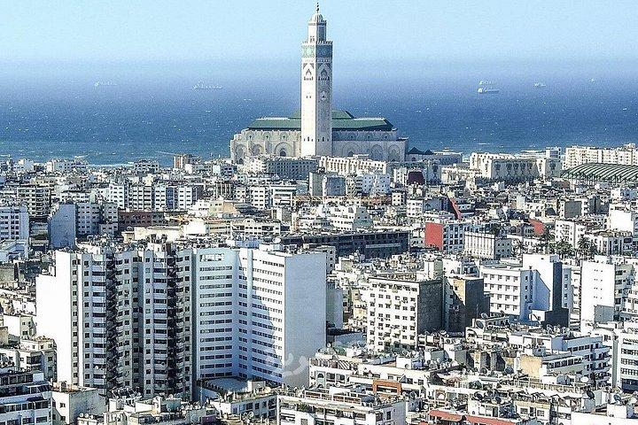 マラケシュからカサブランカへの日帰り旅行とハサン2世モスク訪問