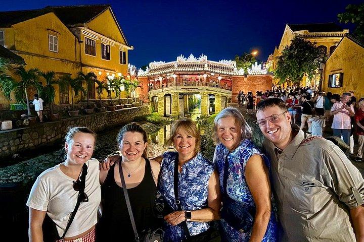 Hoi An Ancient Town Walking & Tasting Local Foods