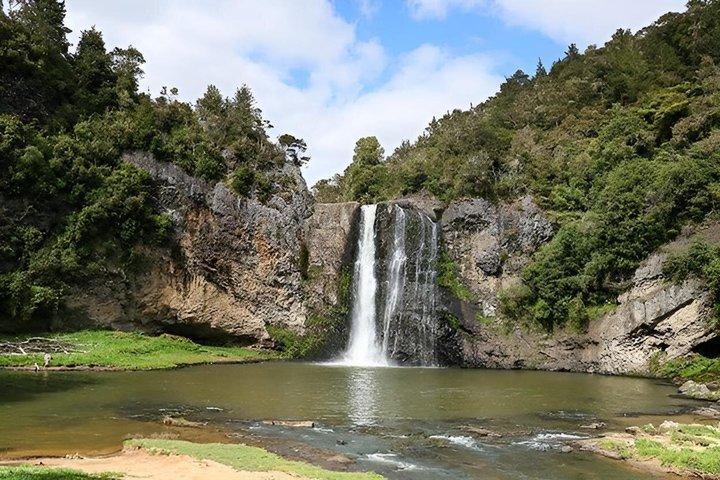 Auckland Waterfall Tour