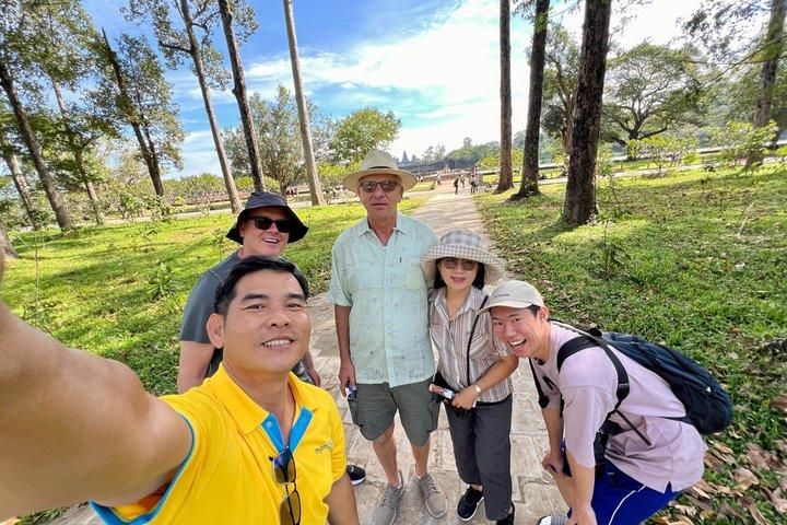 Excursão guiada Angkor Wat com bilhete e transporte