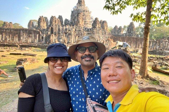 Excursão guiada Angkor Wat com bilhete e transporte