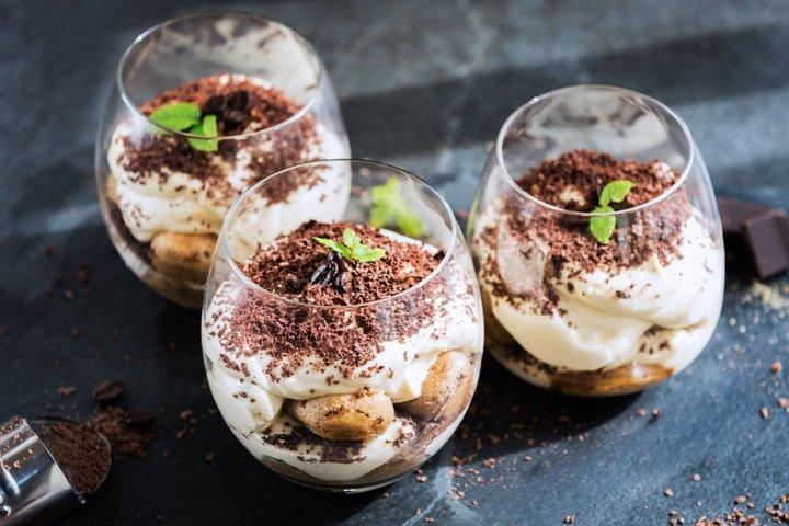 Classe de pasta e tiramisu em uma cozinha local de Bolonha (3 cursos)