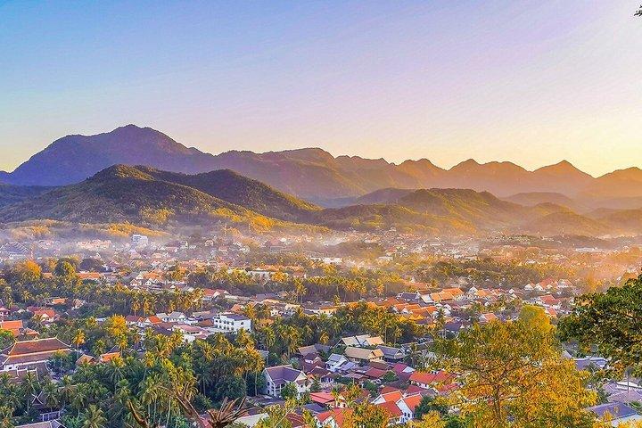 6-Day Best Laos Private Tour with 4-star Hotels, Fully Guided