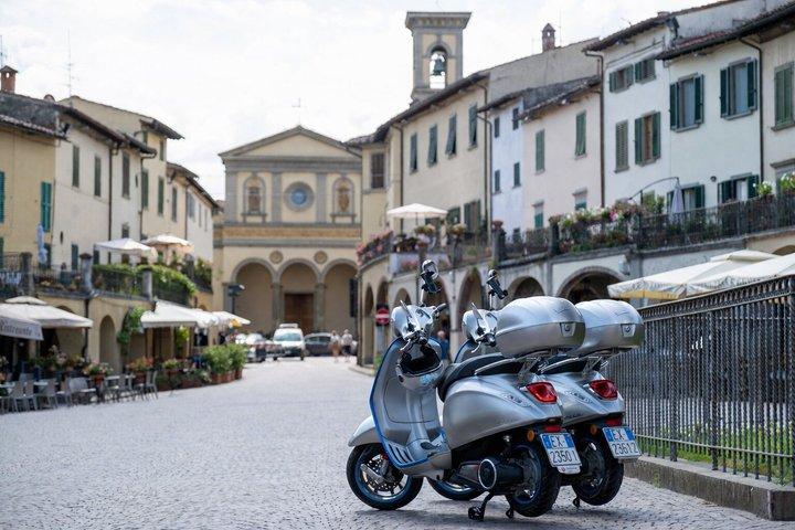 Rond Florence Hills : e-Vespatour met gids + wijn en eten