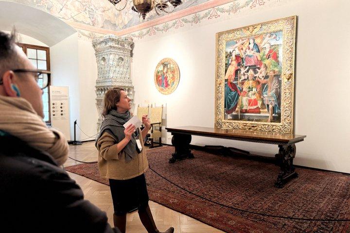 Krakow: Wawel Castle Guided Tour
