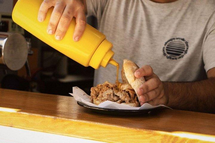 リスボン プライベートトゥクトゥクフードツアー（試食と景色の眺め付き）