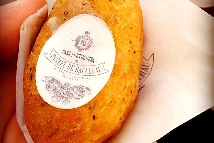 リスボン プライベートトゥクトゥクフードツアー（試食と景色の眺め付き）