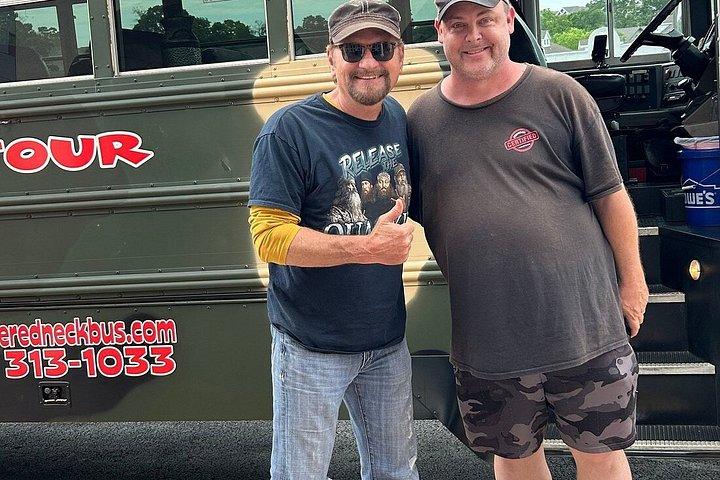 Excursão de ônibus com Branson Redneck Comedy