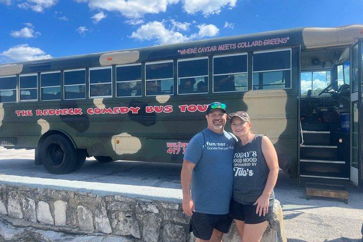 Excursão de ônibus com Branson Redneck Comedy