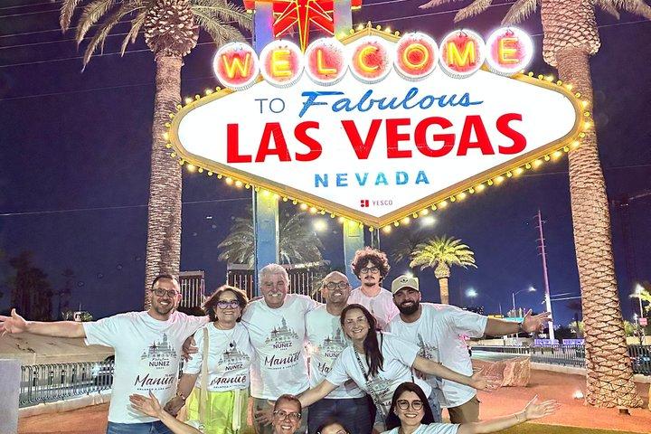 Passeio noturno por Las Vegas explore a Strip e a Fremont Street