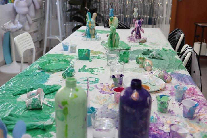 Fluid Art Workshop – Unique Figures in Alicante