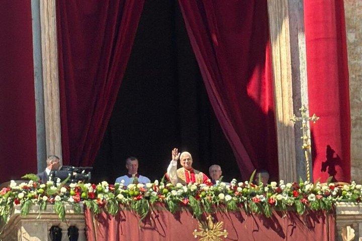 Paasmis in het Vaticaan met paus Leo XIV