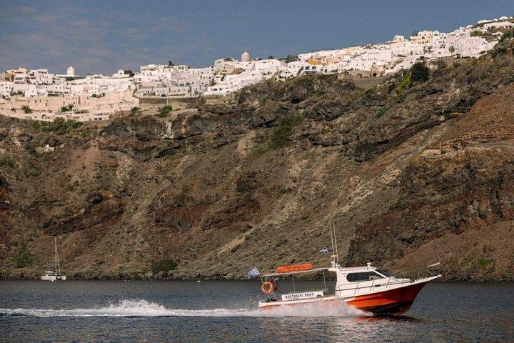 Santorini salta el Teleférico en WaterTaxi n TOUR en Inglés nativo