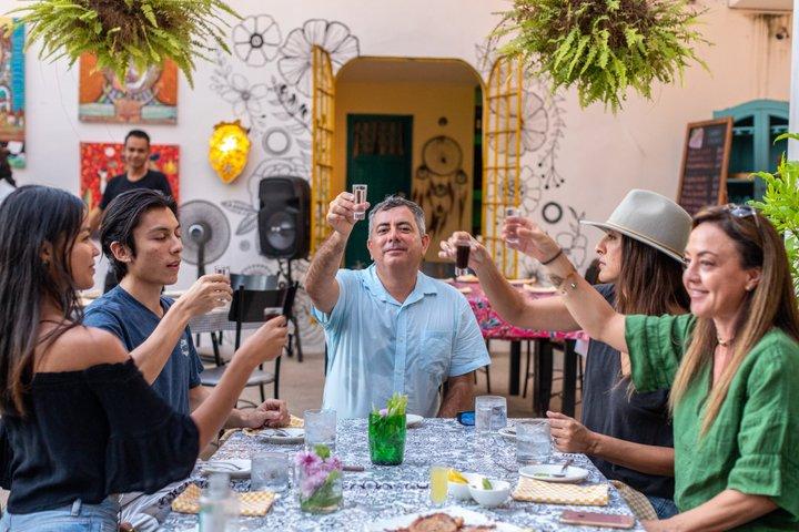 Versalles de Noche Dinner Tour with Vallarta Food Tours