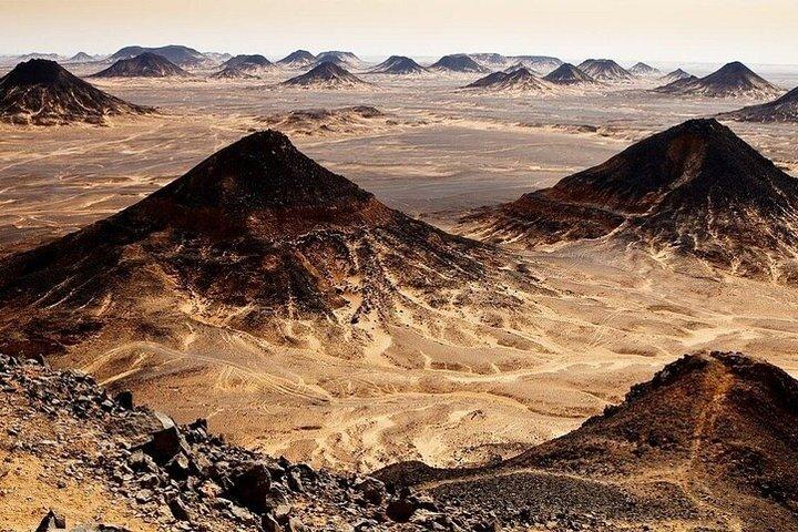 2Days Safari Experience White Desert Camping Adventure från Kairo