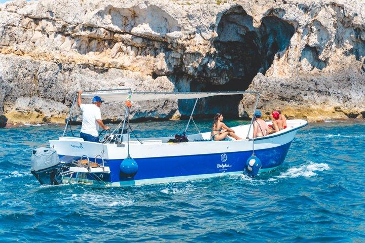 Tour de Ortigia y cuevas marinas en barco en Siracusa