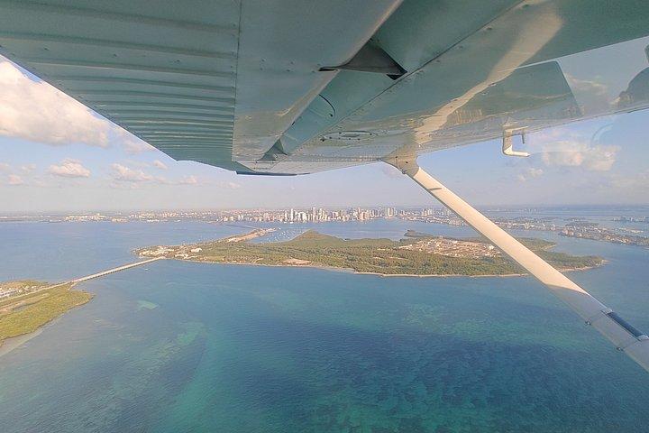 Junior Discovery Flight in Miami with Certified Flight Instructor
