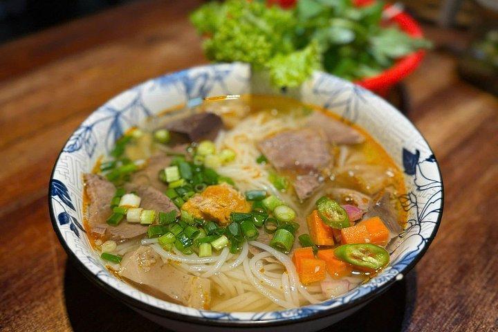 ダナン市内観光ツアー（スクーター）-10の地元味