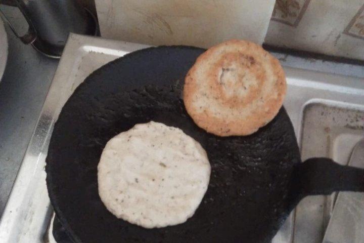 家庭料理人によるネワリ料理教室 市場からお皿まで。