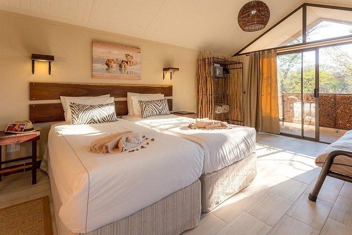 3-Day Etosha Express Accommodated Safari from Windhoek