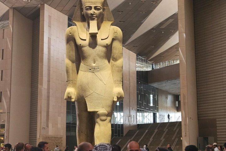 Visite privée des pyramides de Gizeh et du Grand Musée égyptien