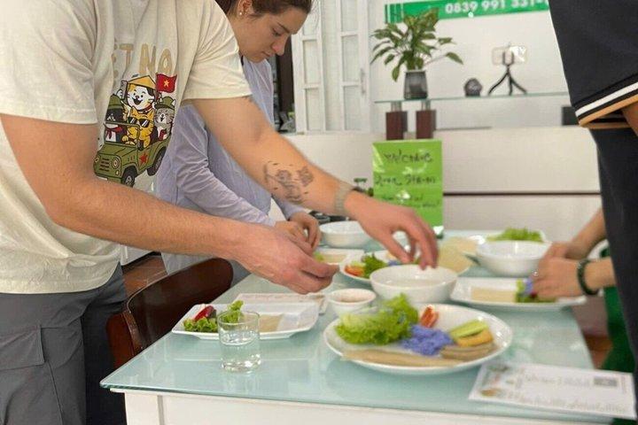 ホイアンヴィーガン料理教室＆ご当地グルメ試食体験