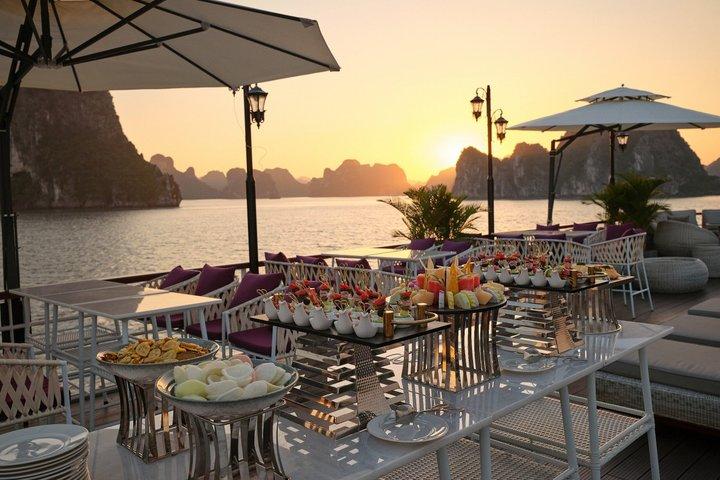 Ontdek Ha Long Bay : Iris luxe dagcruise ervaring