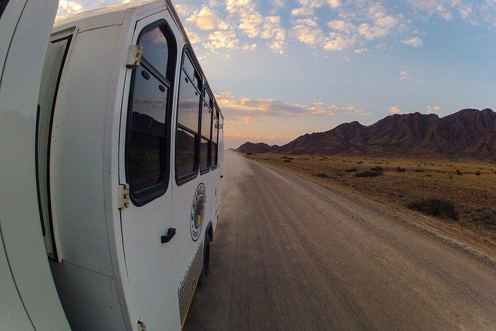 スワコプムントからの3日間Sossusvlei Express収容サファリ