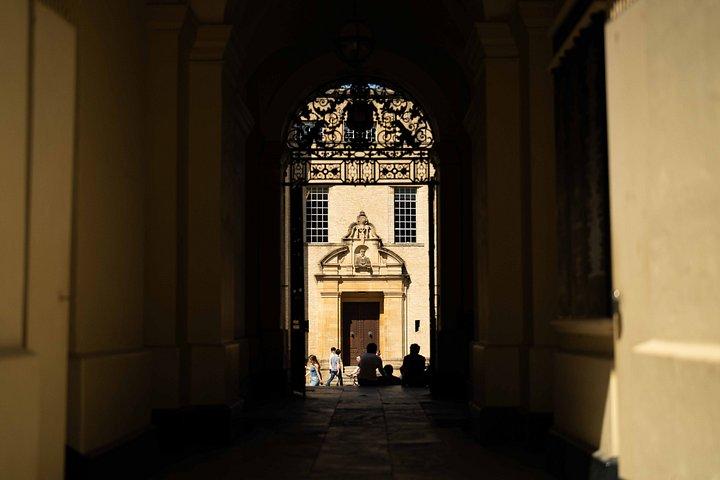 Cambridge After Dark: University Ghost Tour by Alumni™