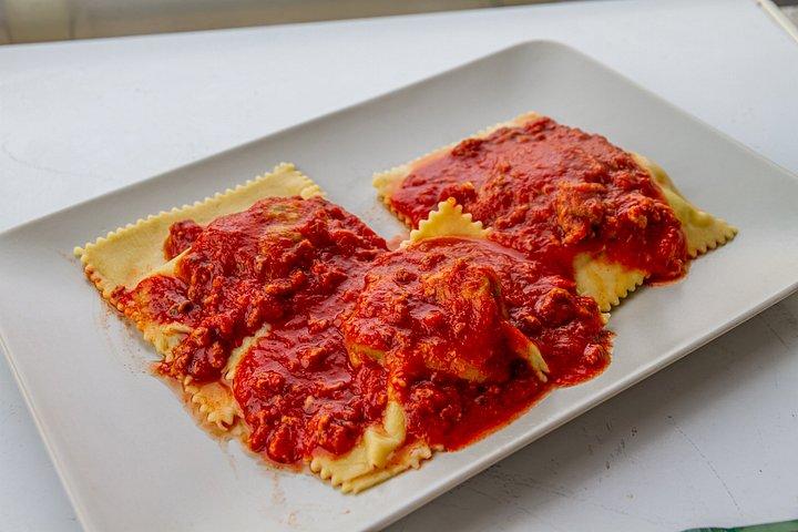 地元モデナの自宅で料理教室 チェザリンの試食付き
