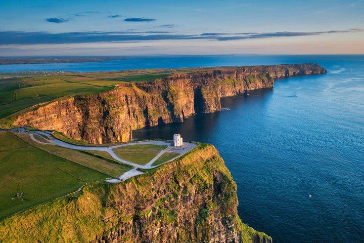 Dublin : Tagesausflug zu den Cliffs of Moher, Galway und dem Burren