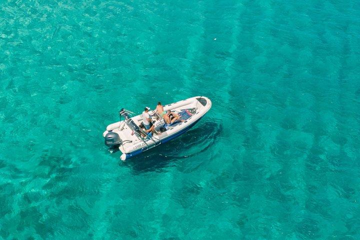 プライベート スピードボート ツアー「ザダル諸島 - 人里離れた場所」