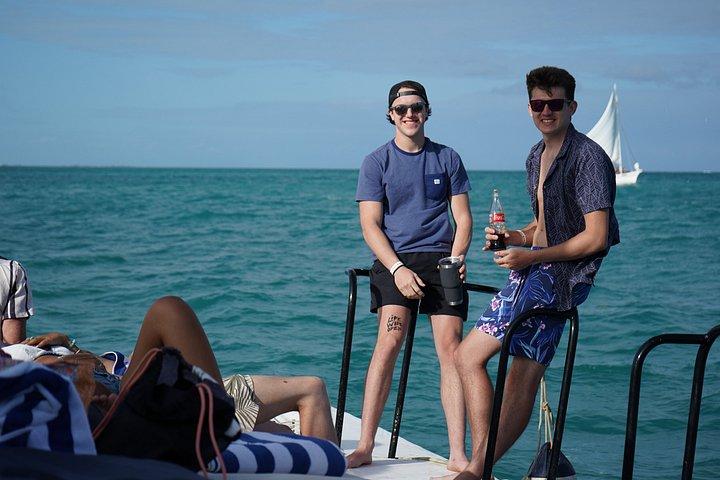 Private Sunset Dinner Cruise Belize – Chef & Luxury Experience