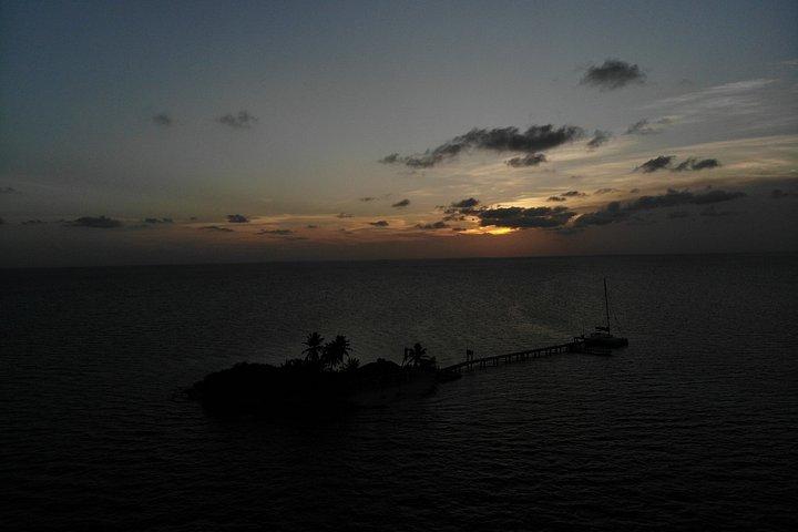 Private Sunset Dinner Cruise Belize – Chef & Luxury Experience