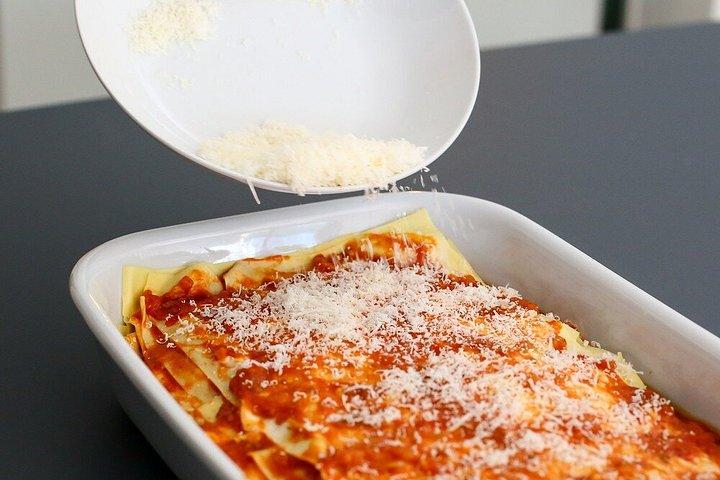 ラザニア、フレッシュパスタ＆ティラミスクラス MAXXI美術館近く