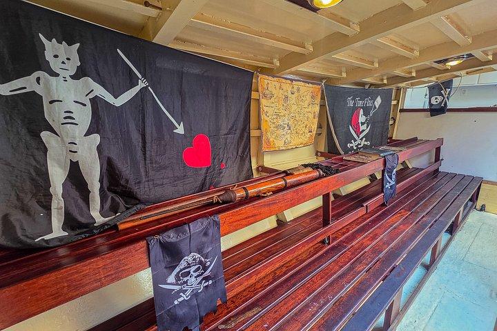 Luxury Cartagena Sunset Pirate ship Adventure, Cannon Show&Drinks